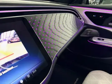 MERCEDES-BENZ E 220 d AMG Night Pano 360 -K DISTRONI&hellip;