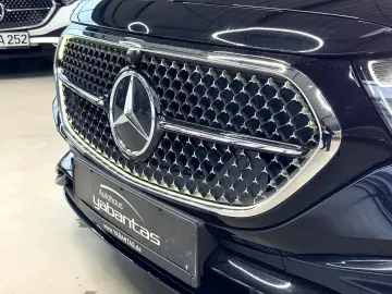 MERCEDES-BENZ E 220 d AMG Night Pano 360 -K DISTRONI&hellip;