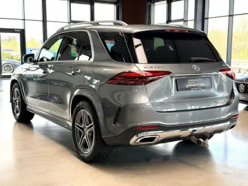 MERCEDES-BENZ GLE 350 de 4M AMG Night Pano AHK AIRMA&hellip;