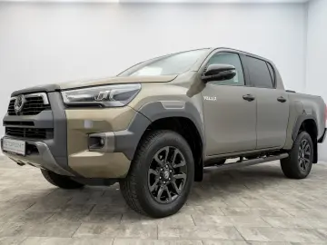 TOYOTA Hilux 2.8 D4-D INVINCIBLE AHK Rollo Assistenz