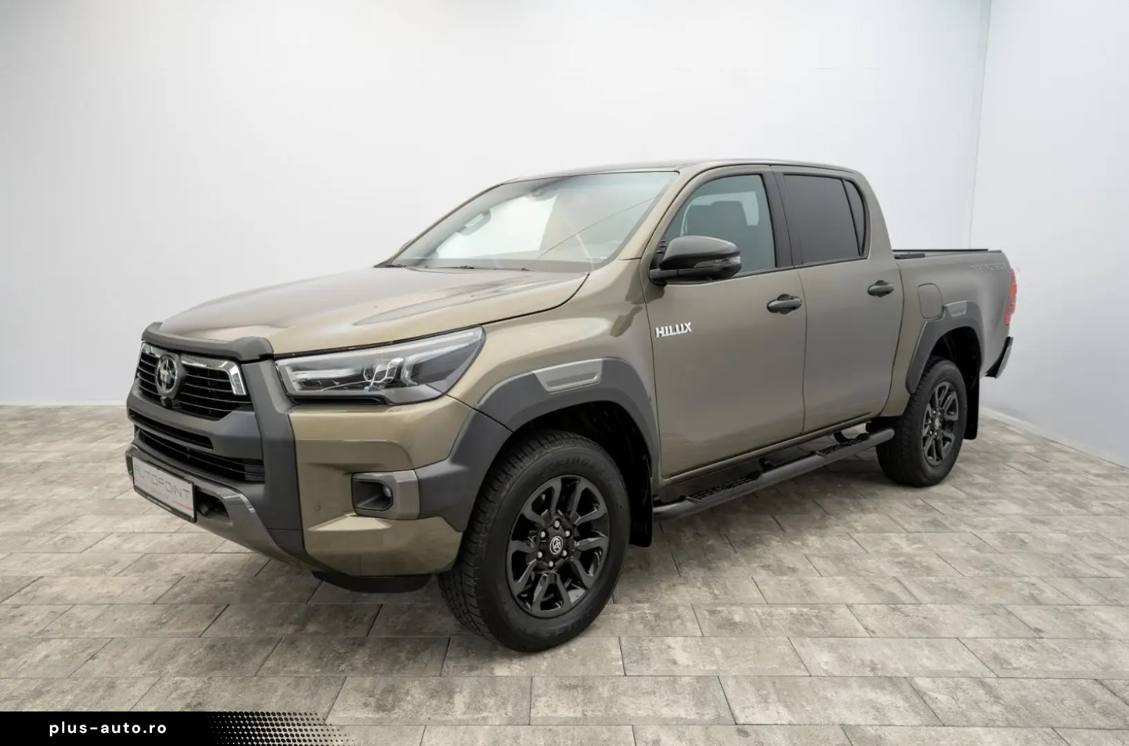 TOYOTA Hilux 2.8 D4-D INVINCIBLE AHK Rollo Assistenz