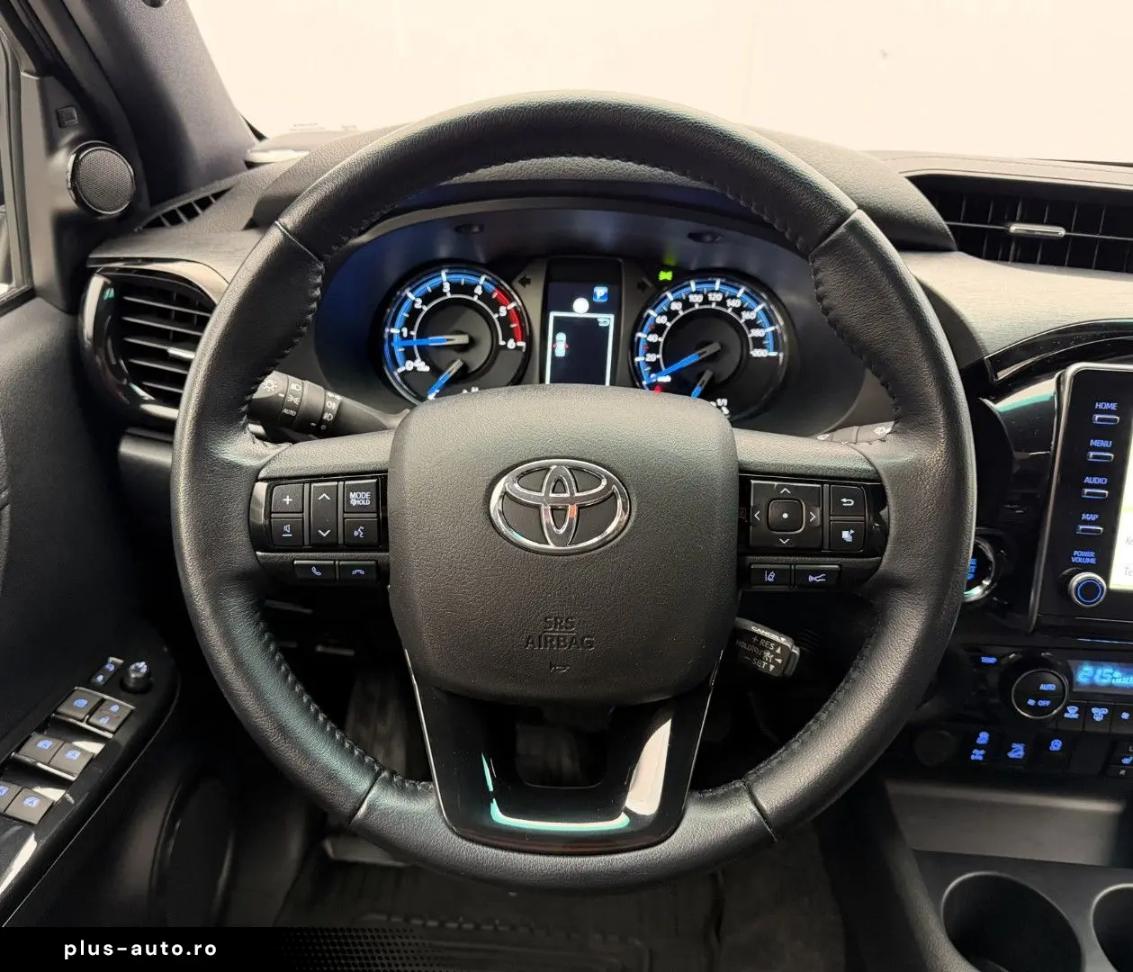 TOYOTA Hilux 2.8 D4-D INVINCIBLE AHK Rollo Assistenz