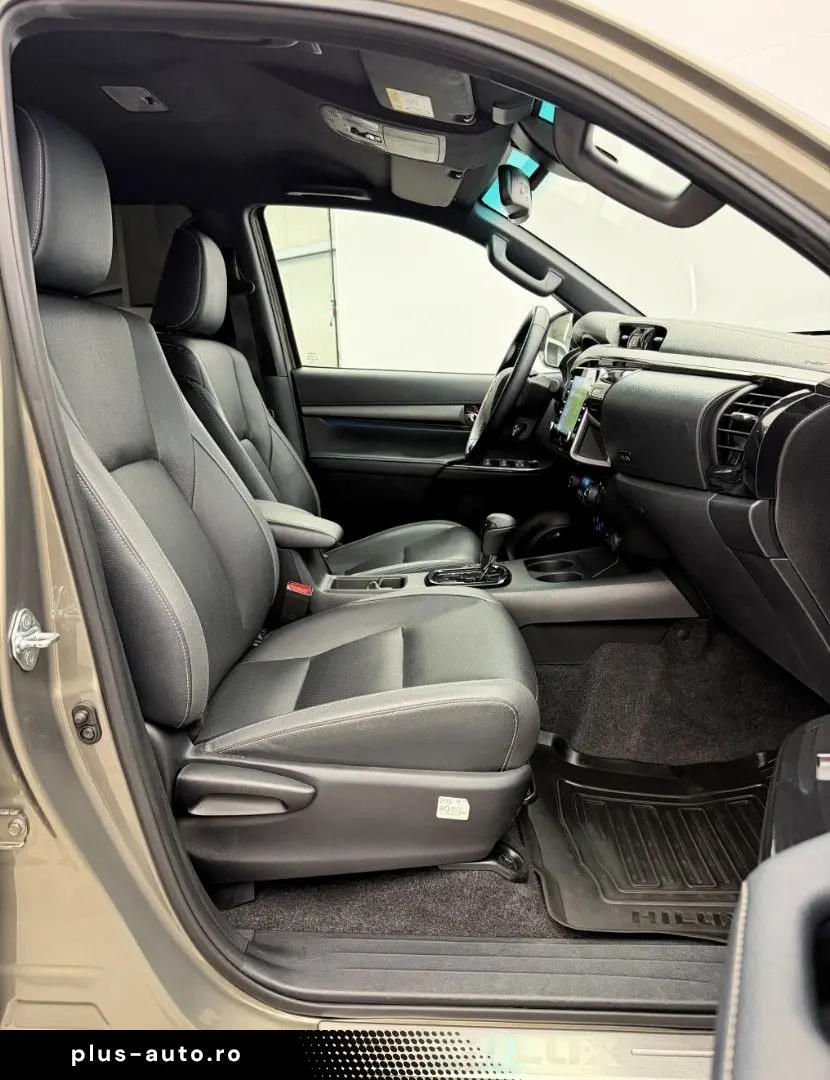 TOYOTA Hilux 2.8 D4-D INVINCIBLE AHK Rollo Assistenz