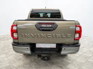 TOYOTA Hilux 2.8 D4-D INVINCIBLE AHK Rollo Assistenz