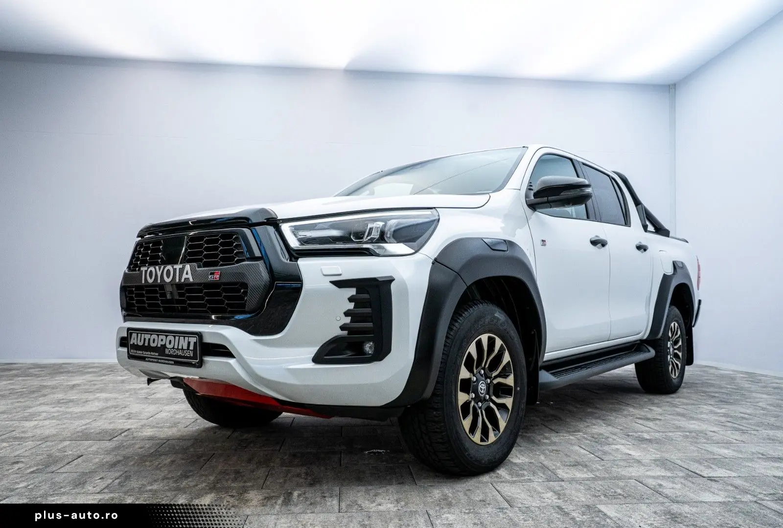 TOYOTA Hilux 2.8 D4-D GR Sport  Rollo AHK