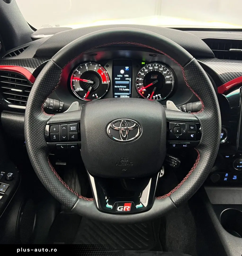 TOYOTA Hilux 2.8 D4-D GR Sport  Rollo AHK