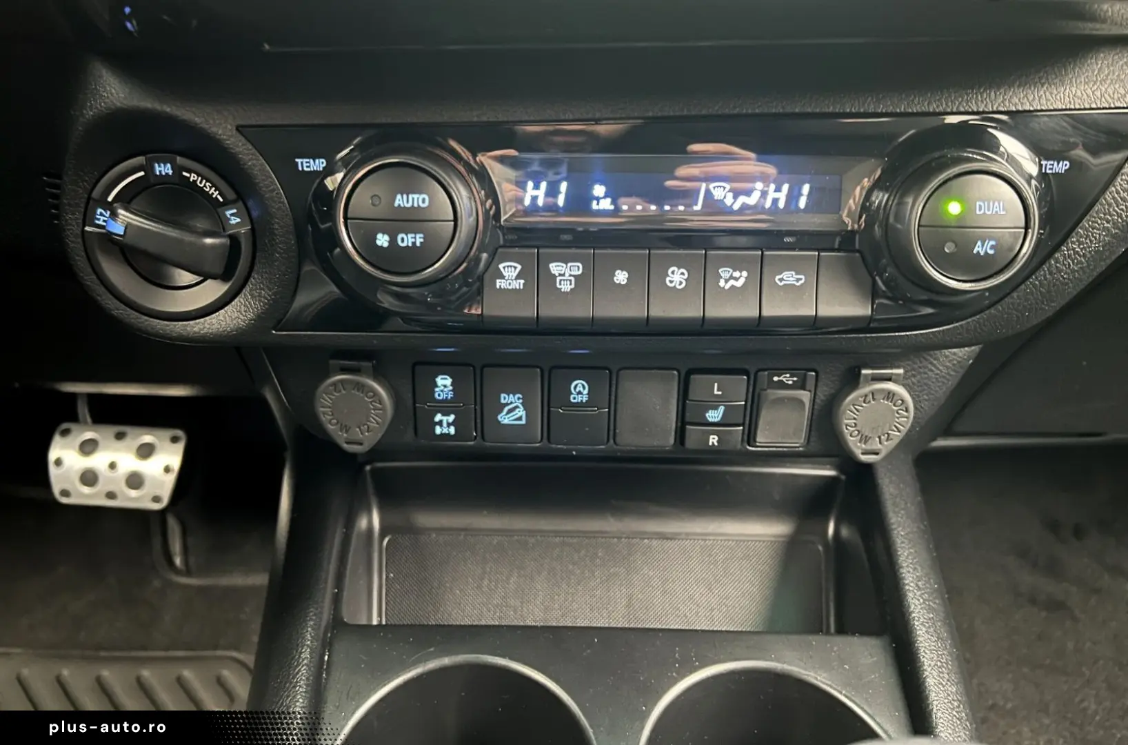 TOYOTA Hilux 2.8 D4-D GR Sport  Rollo AHK