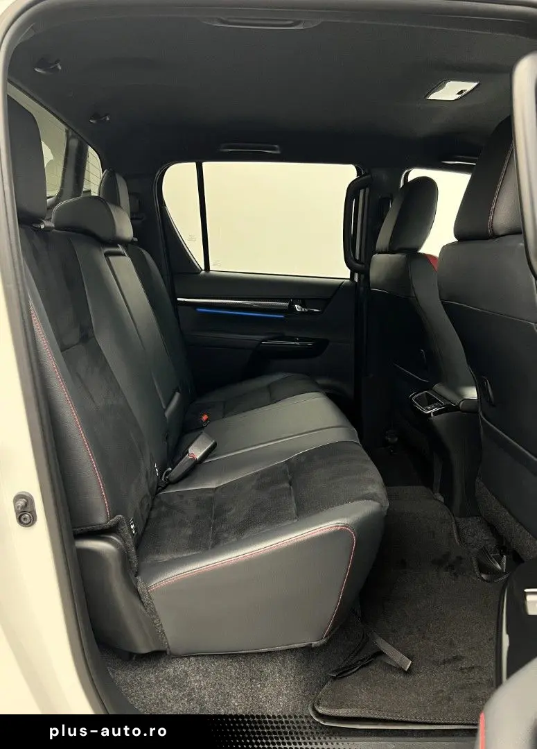 TOYOTA Hilux 2.8 D4-D GR Sport  Rollo AHK