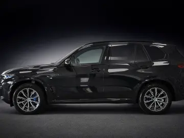 BMW X5 xDrive30d 3x M SPORT PANO ICONIC INDIVIDUAL