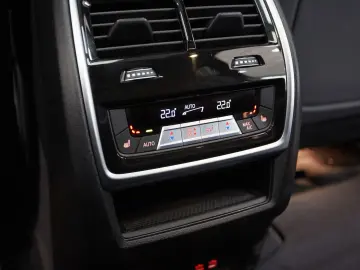 BMW X5 xDrive30d 3x M SPORT PANO ICONIC INDIVIDUAL