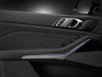 BMW X5 xDrive30d 3x M SPORT PANO ICONIC INDIVIDUAL