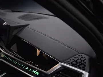 BMW X5 xDrive30d 3x M SPORT PANO ICONIC INDIVIDUAL