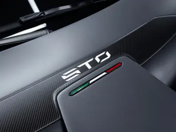 LAMBORGHINI STO   1st Hand   Serviced   Full PPF