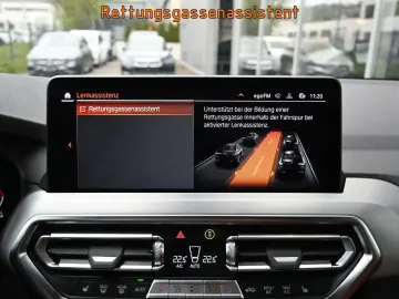 BMW X4 xDr30d  UVP 92.400€ ACC AHK STHZG INDIVIDUAL