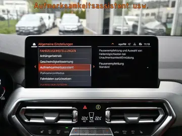 BMW X4 xDr30d  UVP 92.400€ ACC AHK STHZG INDIVIDUAL