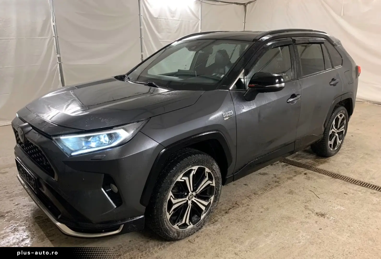 TOYOTA RAV4 Plug-Hybrid 4x4