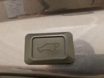 TOYOTA RAV4 Plug-Hybrid 4x4