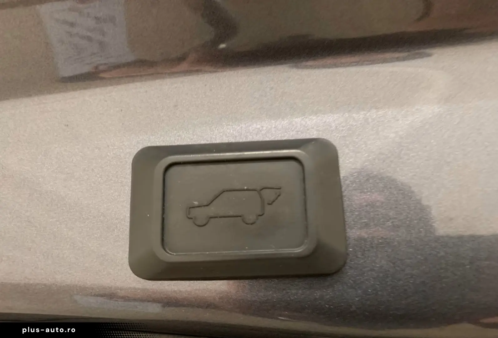 TOYOTA RAV4 Plug-Hybrid 4x4