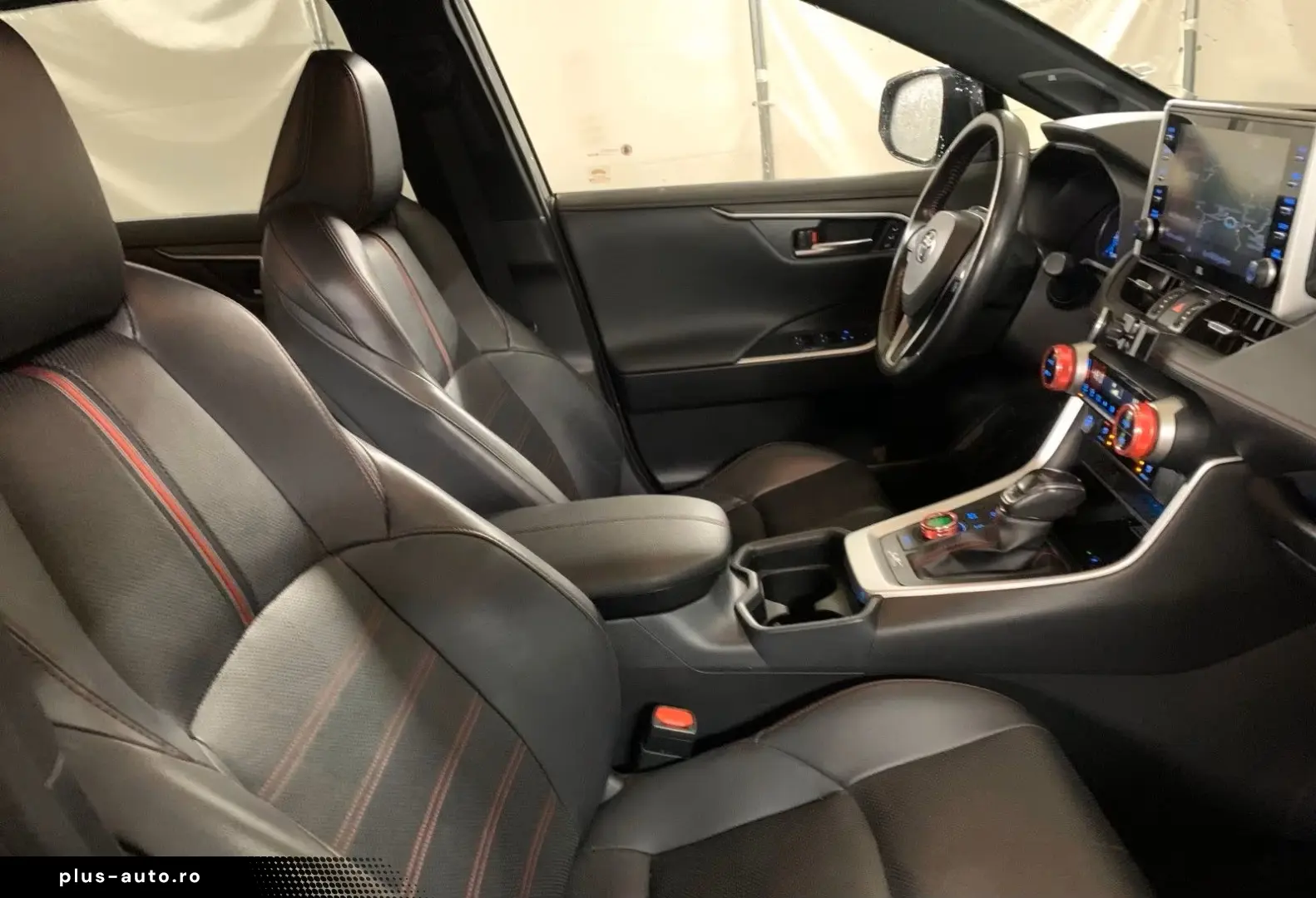 TOYOTA RAV4 Plug-Hybrid 4x4