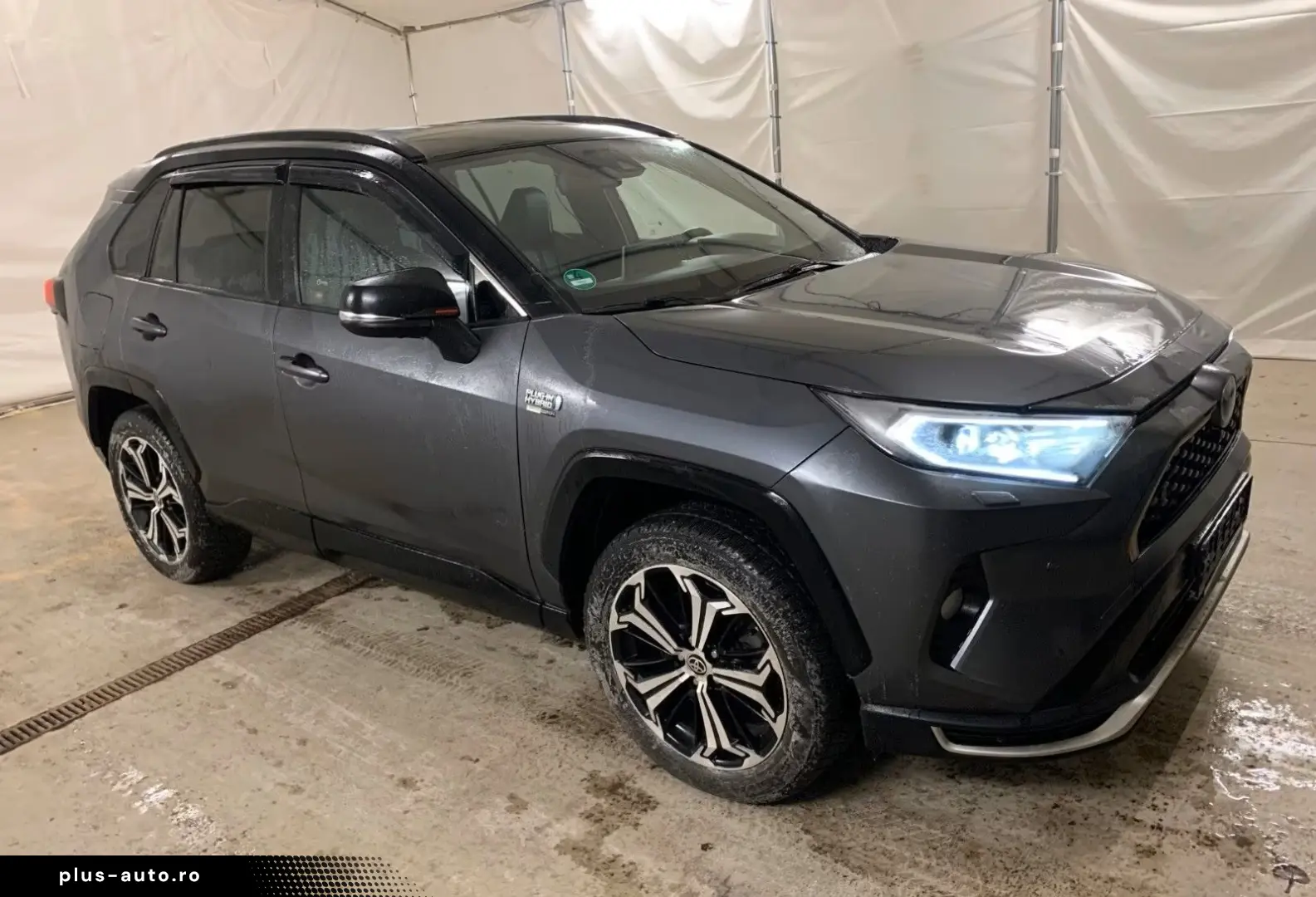 TOYOTA RAV4 Plug-Hybrid 4x4