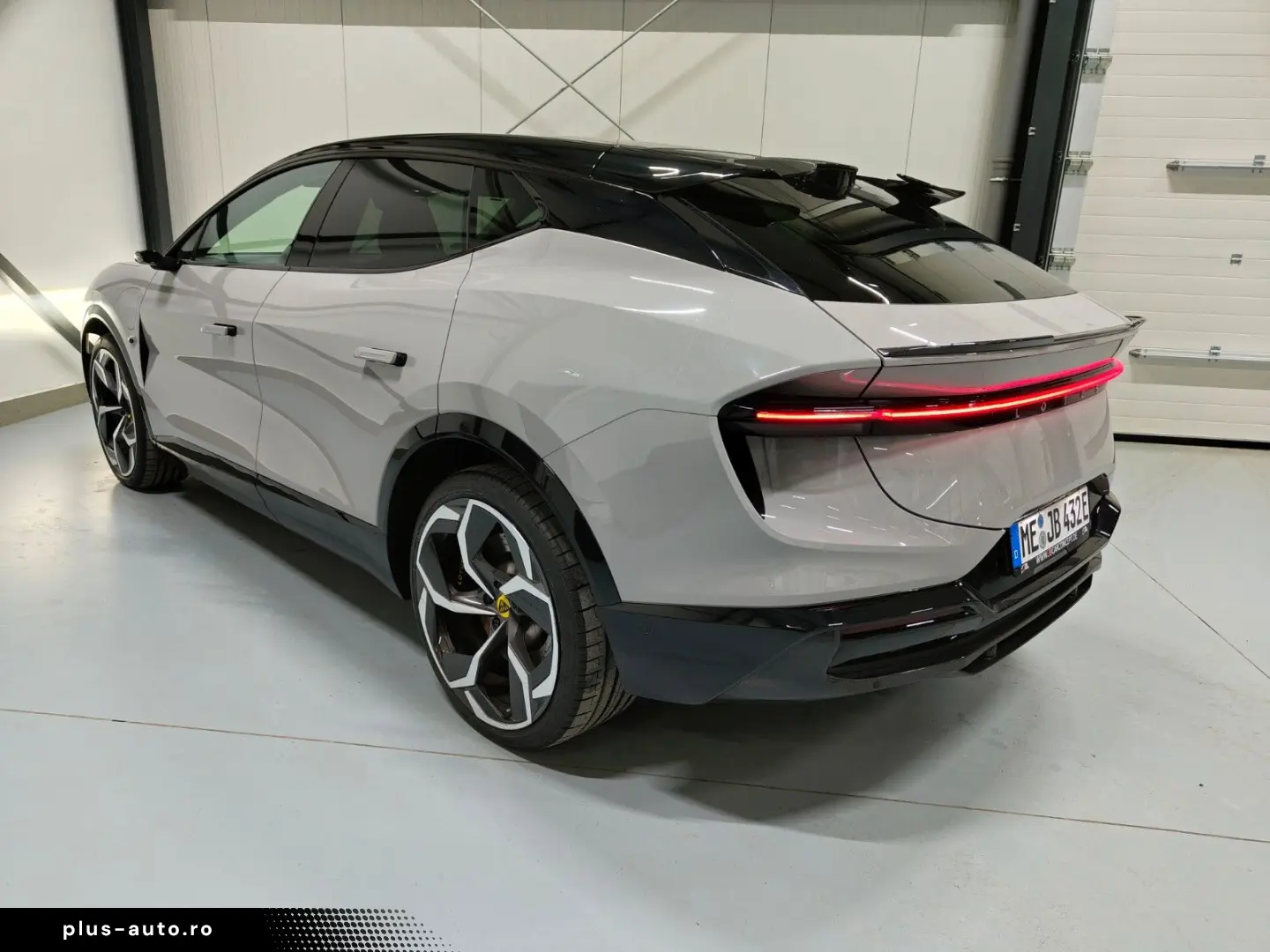 LOTUS Eletre R Carbonpaket Glasdach KEF HUD Aero 23