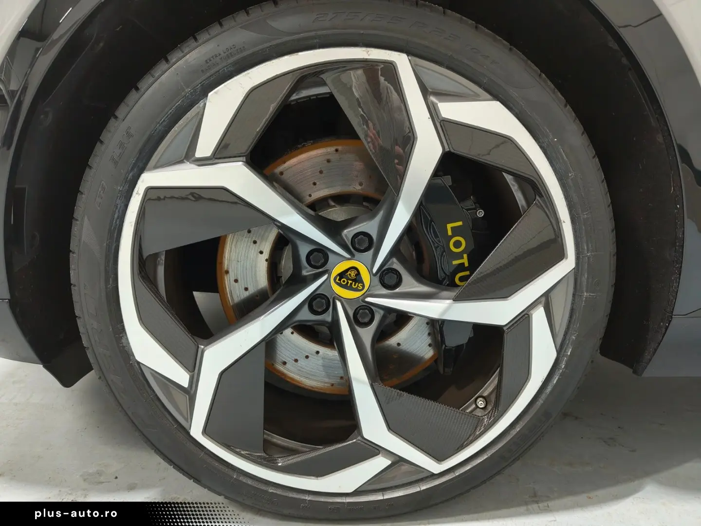 LOTUS Eletre R Carbonpaket Glasdach KEF HUD Aero 23