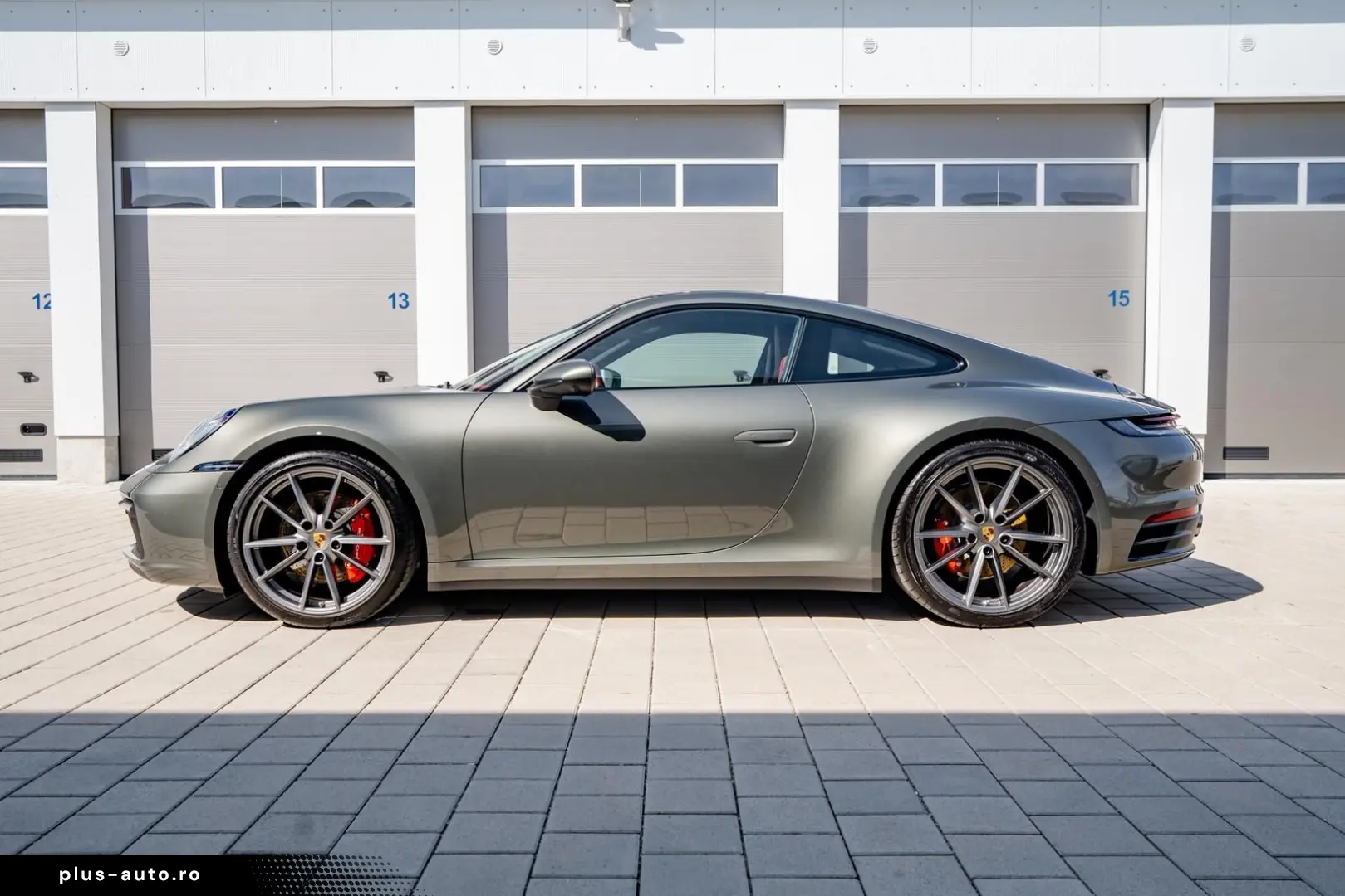 PORSCHE 992 Carrera S   1. Hand   14-Weg   Bose   SHD