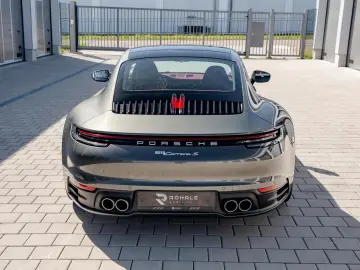 PORSCHE 992 Carrera S   1. Hand   14-Weg   Bose   SHD