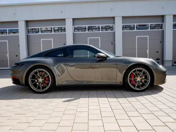 PORSCHE 992 Carrera S   1. Hand   14-Weg   Bose   SHD