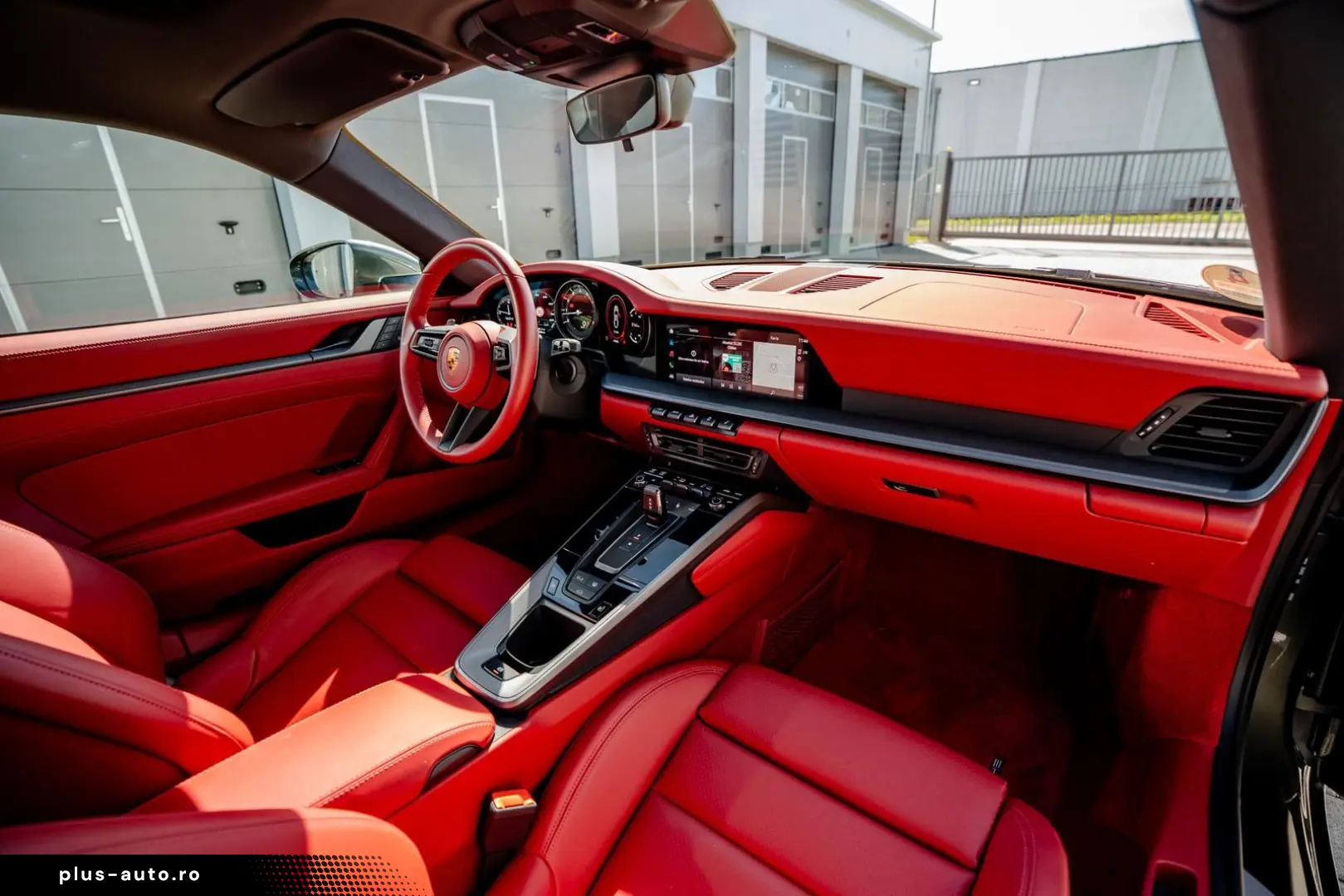 PORSCHE 992 Carrera S   1. Hand   14-Weg   Bose   SHD