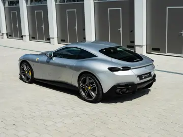 FERRARI Roma   Daytona   JBL   Matrix   360