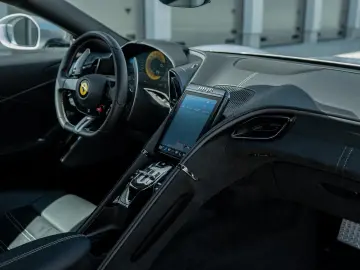 FERRARI Roma   Daytona   JBL   Matrix   360