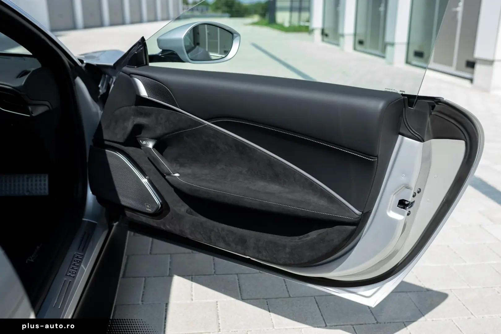 FERRARI Roma   Daytona   JBL   Matrix   360