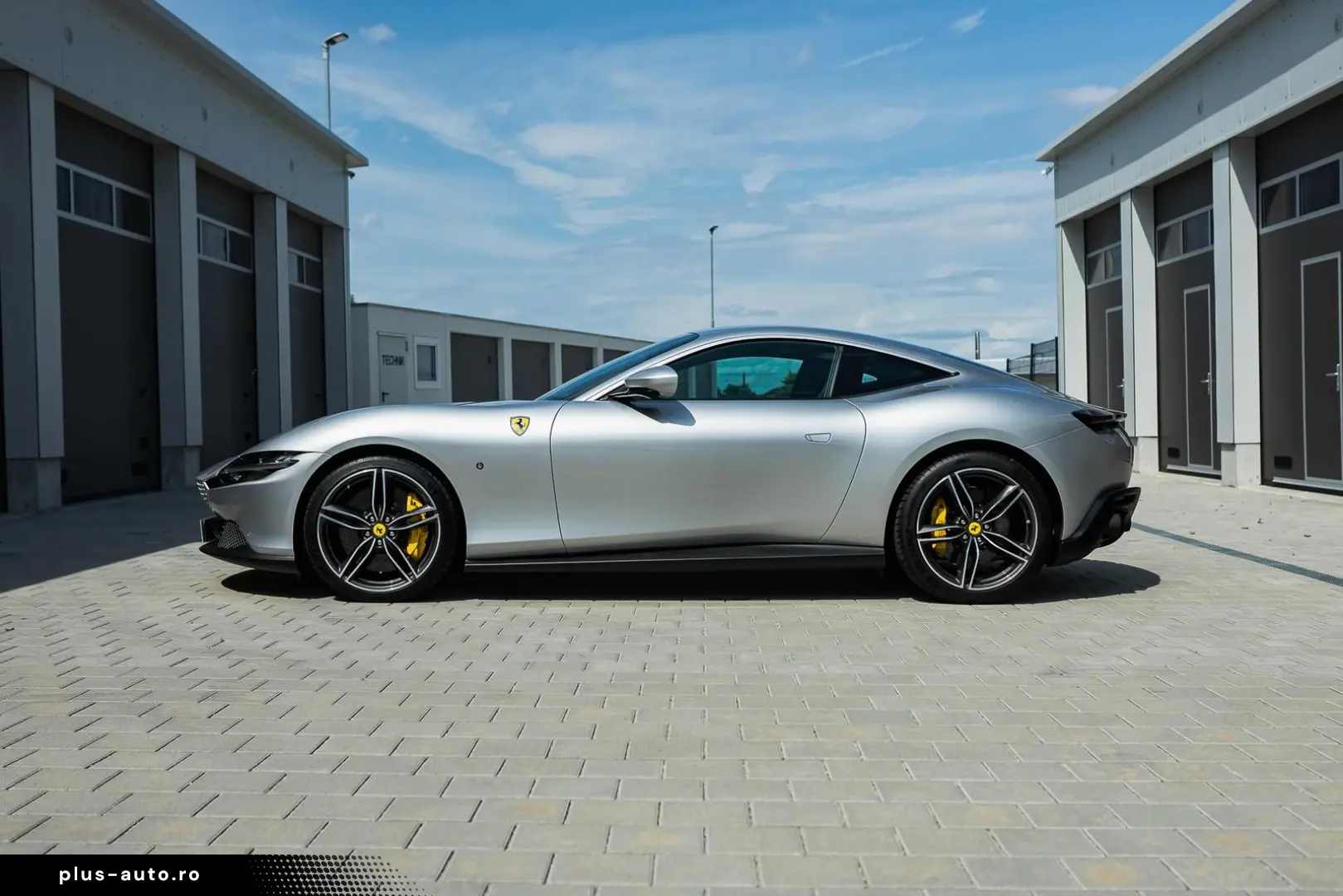 FERRARI Roma   Daytona   JBL   Matrix   360