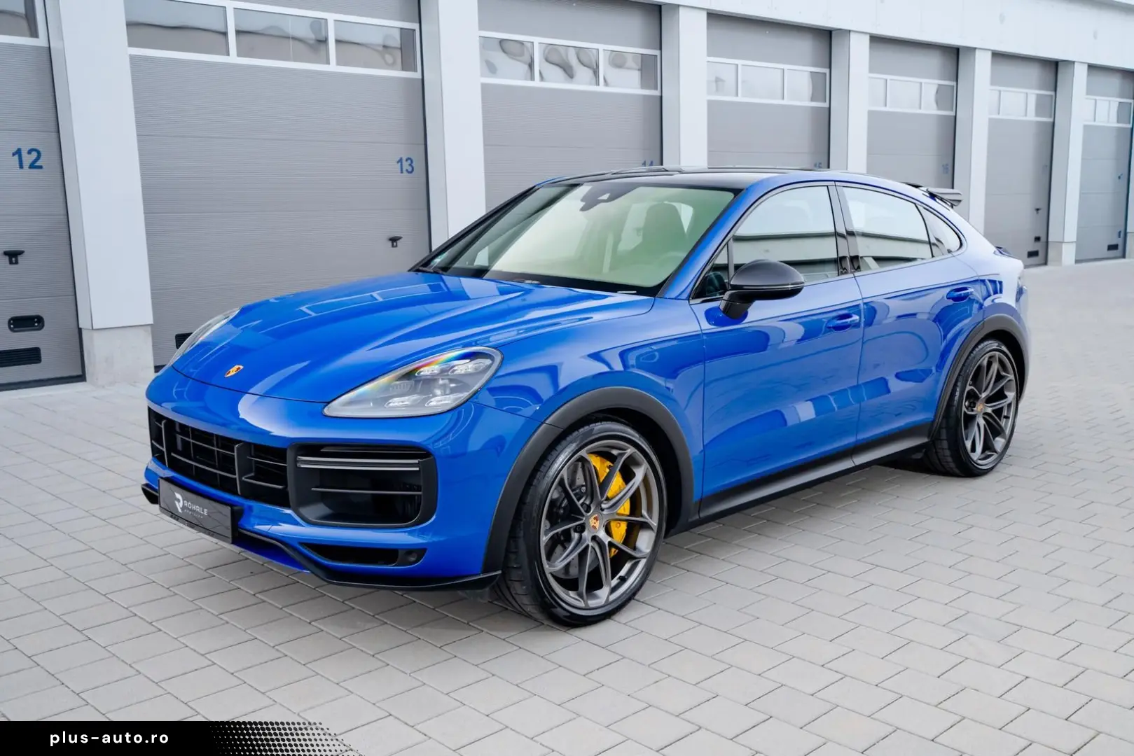 PORSCHE Cayenne Turbo GT   PTS Nogaroblau   1. Hand