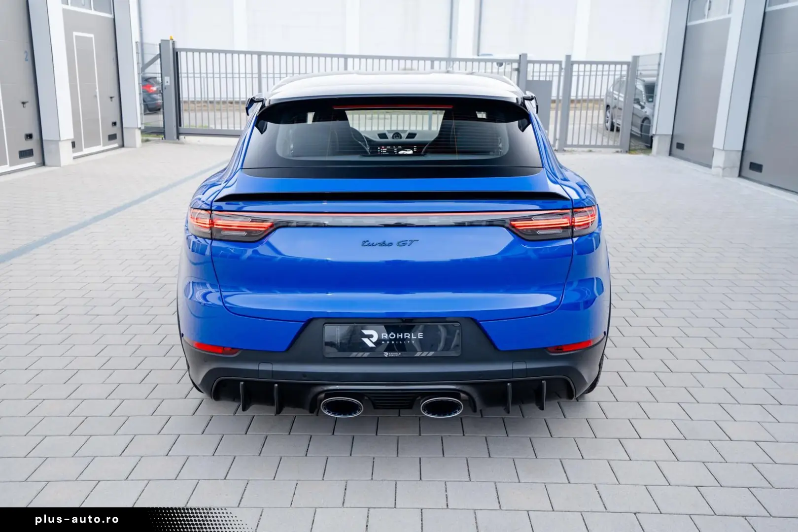 PORSCHE Cayenne Turbo GT   PTS Nogaroblau   1. Hand