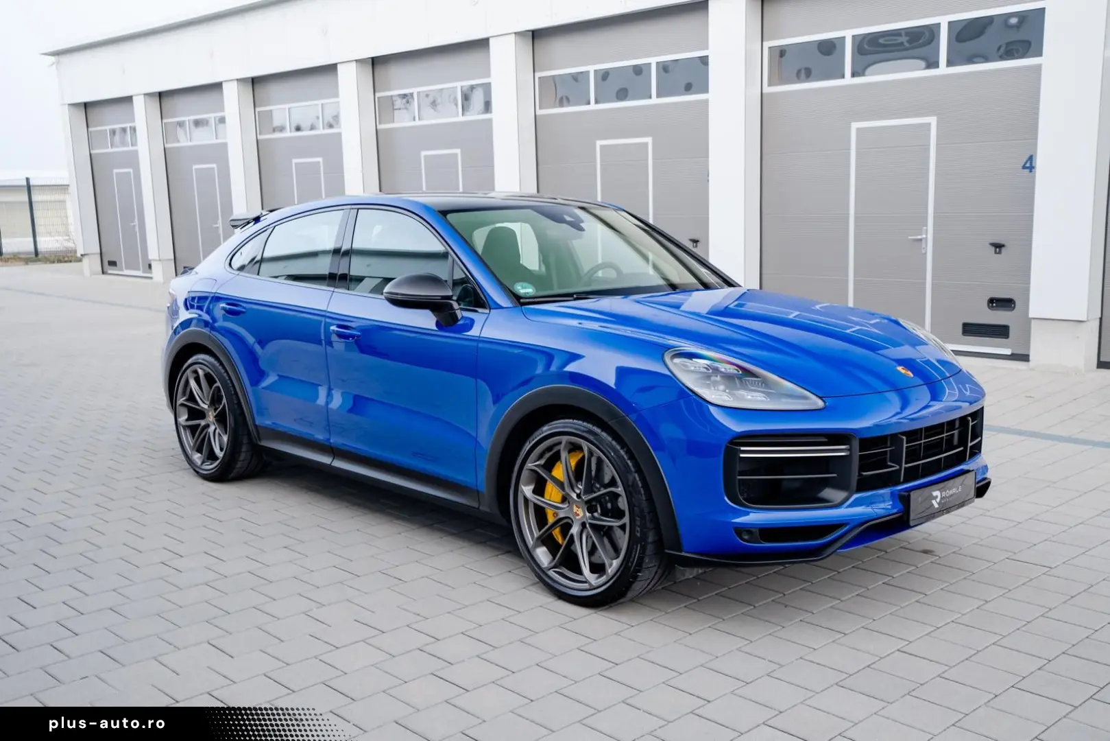 PORSCHE Cayenne Turbo GT   PTS Nogaroblau   1. Hand