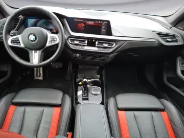 BMW 220i xDrive Gran Coupe Steptr. EditionCo Panoram