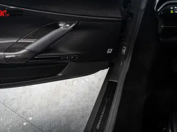 FERRARI SF90 Stradale Assetto Fiorano Carbon Racing-Seat