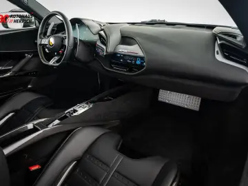 FERRARI SF90 Stradale Assetto Fiorano Carbon Racing-Seat