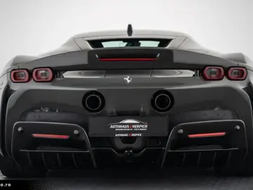 FERRARI SF90 Stradale Assetto Fiorano Carbon Racing-Seat