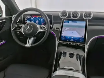 MERCEDES-BENZ GLC 200 4M Coupé Avantgarde LED Panora&hellip;