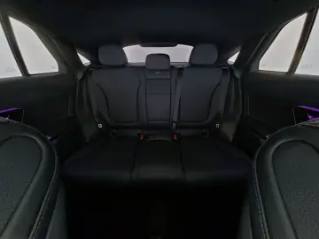 MERCEDES-BENZ GLC 200 4M Coupé Avantgarde LED Panora&hellip;