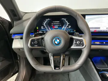 BMW 550e xDrive  Sitzbelüftung  M Sportpaket Pro  Bo