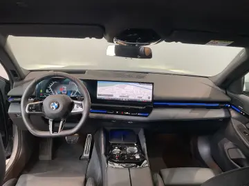 BMW 520i  Sitzbelüftung  M Sportpaket Pro  19  M LMR