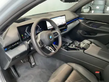 BMW 520i  Sitzbelüftung  M Sportpaket Pro  19  M LMR