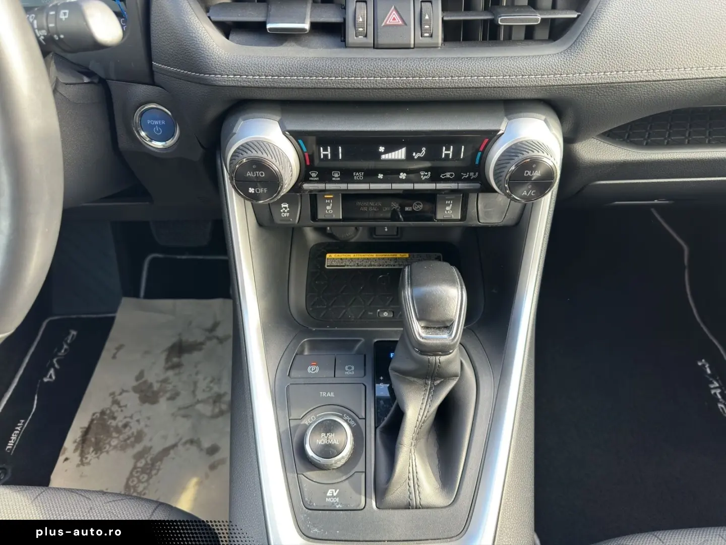 TOYOTA RAV 4 Hybrid 4x4 TEAM-D