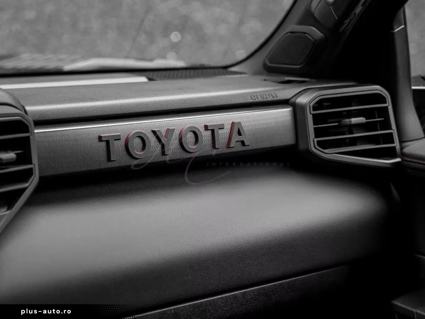 Toyota Sequoia