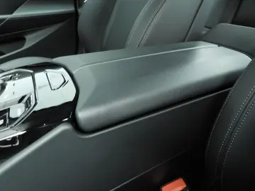 BMW 530 5 Serie Sedan 530e   LED   HUD   Sportsitze