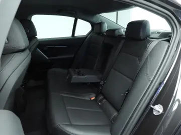 BMW 530 5 Serie Sedan 530e   LED   HUD   Sportsitze